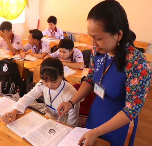 Cô giáo Nguyễn Thị Thiên n - giáo viên tâm huyết với bộ môn Lịch sử và có những phương pháp dạy hay